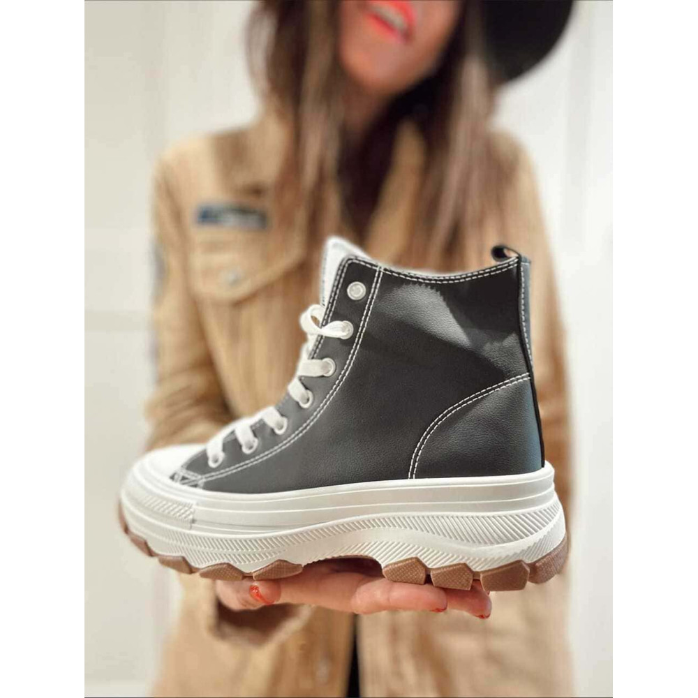 Sneaker Abotinada Piel Sintética HUSTLE Negro HEVE