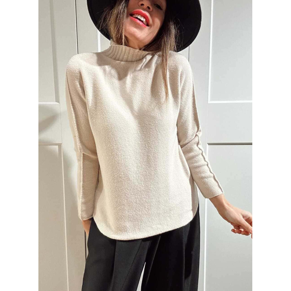 Punto Soft Cuello Subido STITCHEL Beige HEVE