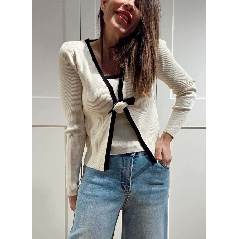 Twinset Canalé con Broche WÄELLE Beige HEVE