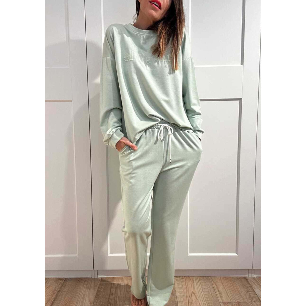 Conjunto Sudadera y Pantalón Soft Touch INVISIBLE Verde Menta HEVE