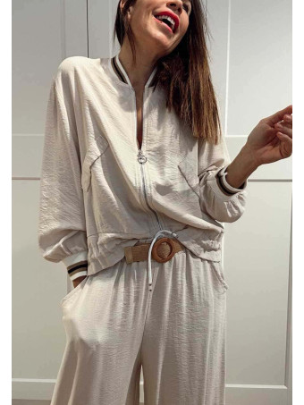 Conjunto Casual Bomber y Pantalón CALYNOR Beige HEVE