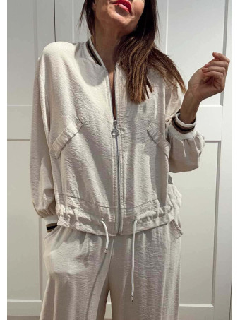 Conjunto Casual Bomber y Pantalón CALYNOR Beige HEVE