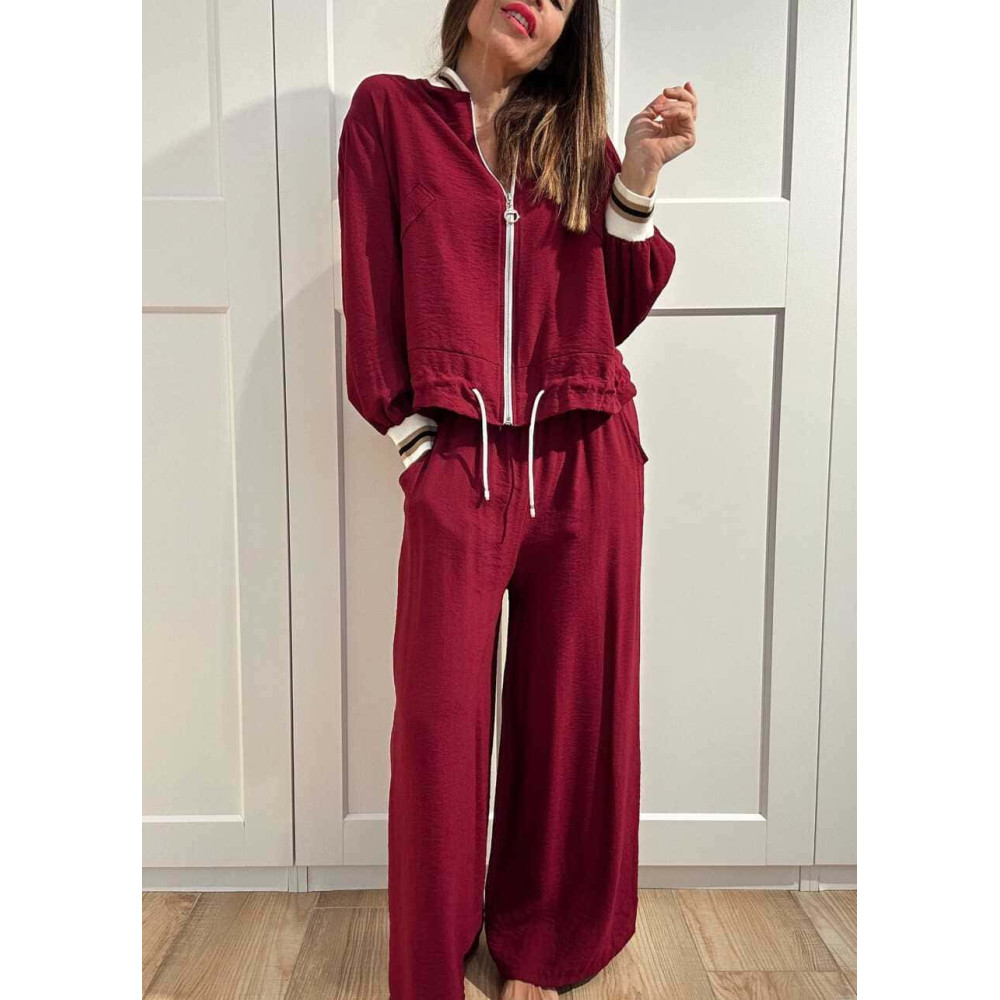 Conjunto Casual Bomber y Pantalón CALYNOR Burdeos HEVE