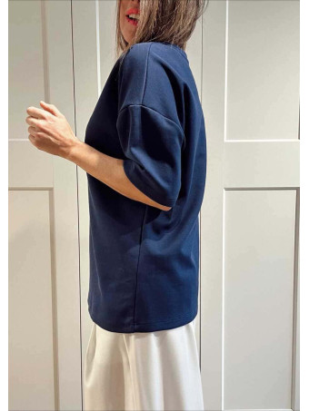 Camiseta Mensaje Bordado JUST KISS ME Marino HEVE