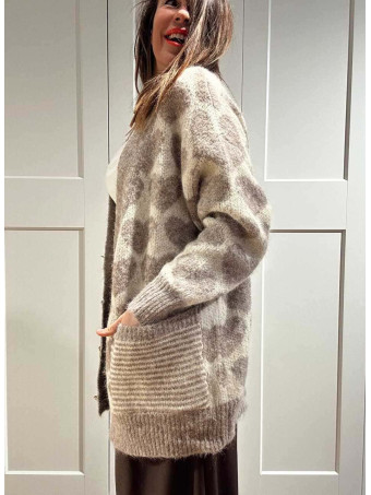 Cárdigan Oversize Corazones LOVEKIND Taupe HEVE