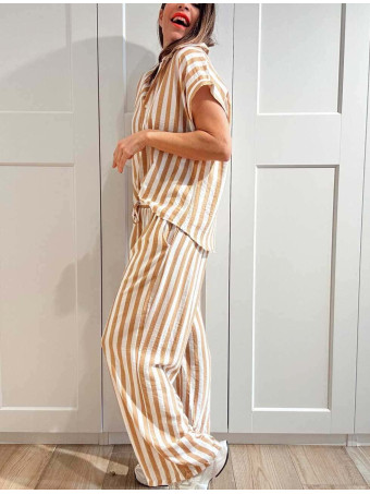Conjunto Rayas MARÉTH Camel HEVE