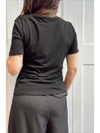 Camiseta Elástica Escote Pico SUTTON Negro HEVE