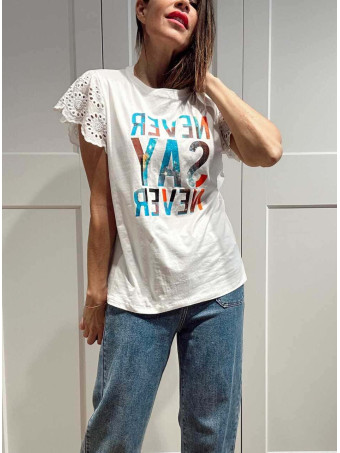 Camiseta Volante NEVER SAY NEVER Blanco HEVE