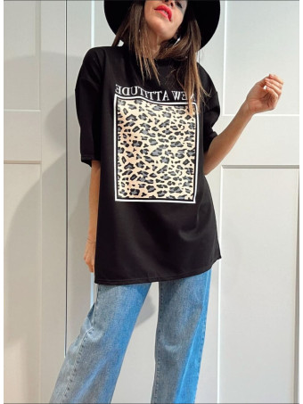 Camiseta Soft Touch Print Block NEW ATTITUDE Negro HEVE
