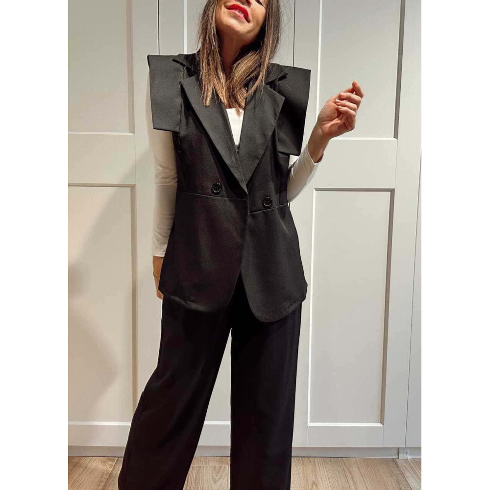 Conjunto Chaleco y Pantalón SWIFREL Negro HEVE