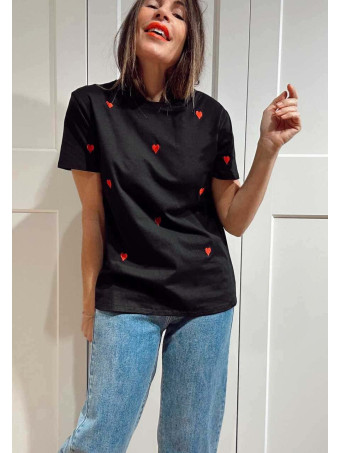 Camiseta Regular Fit Corazones Bordados LOVAK Negro HEVE