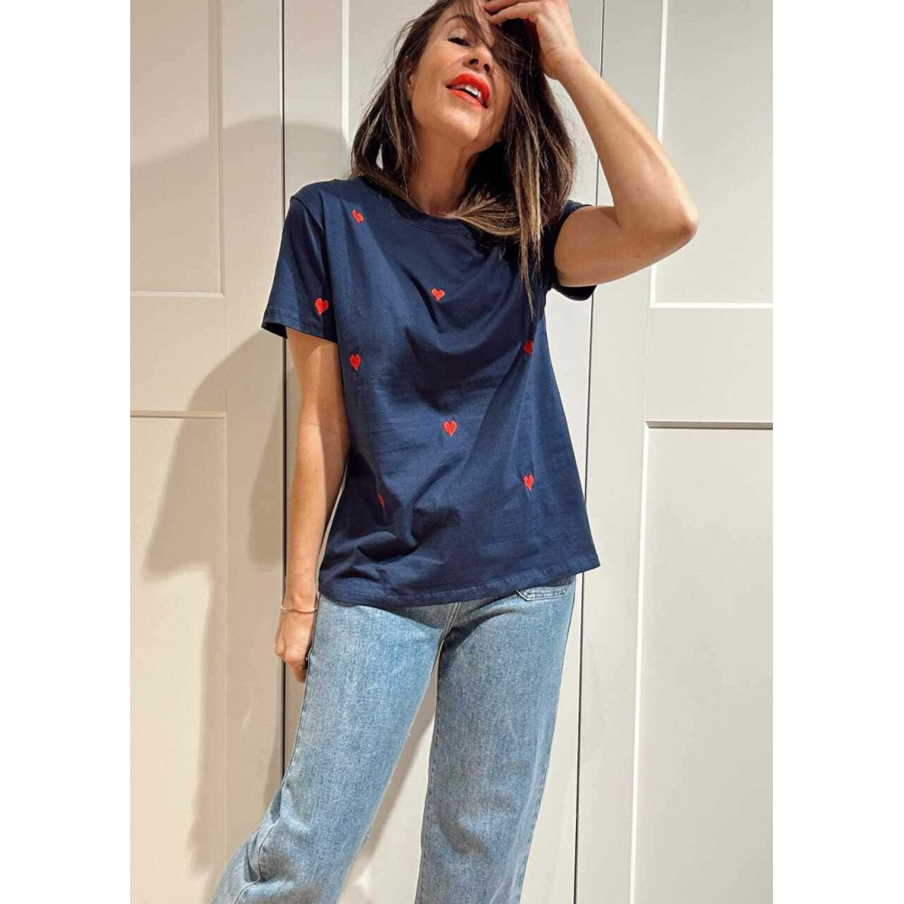 Camiseta Regular Fit Corazones Bordados LOVAK Marino HEVE
