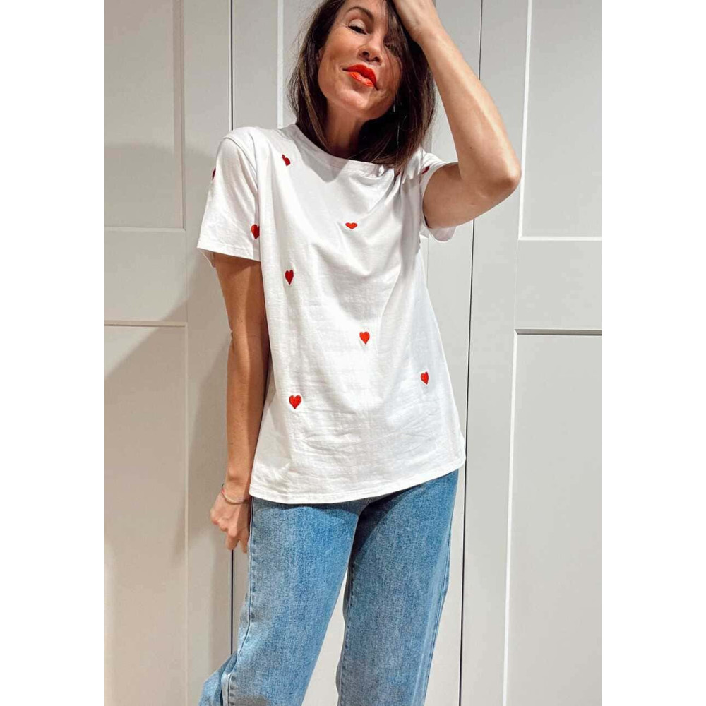 Camiseta Regular Fit Corazones Bordados LOVAK Blanco HEVE