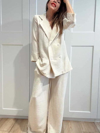 Conjunto Blazer y Pantalón VESKA Beige HEVE