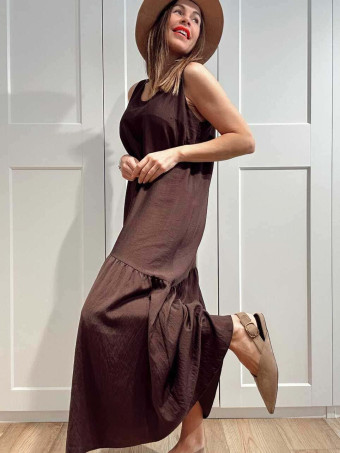 Vestido con Volante Asimétrico VANYS Marrón HEVE