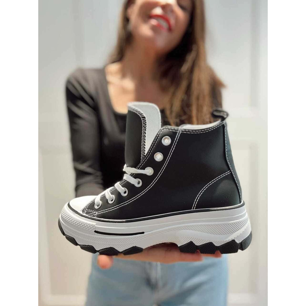 Sneaker Abotinada Piel Sintética STACKED Negro HEVE