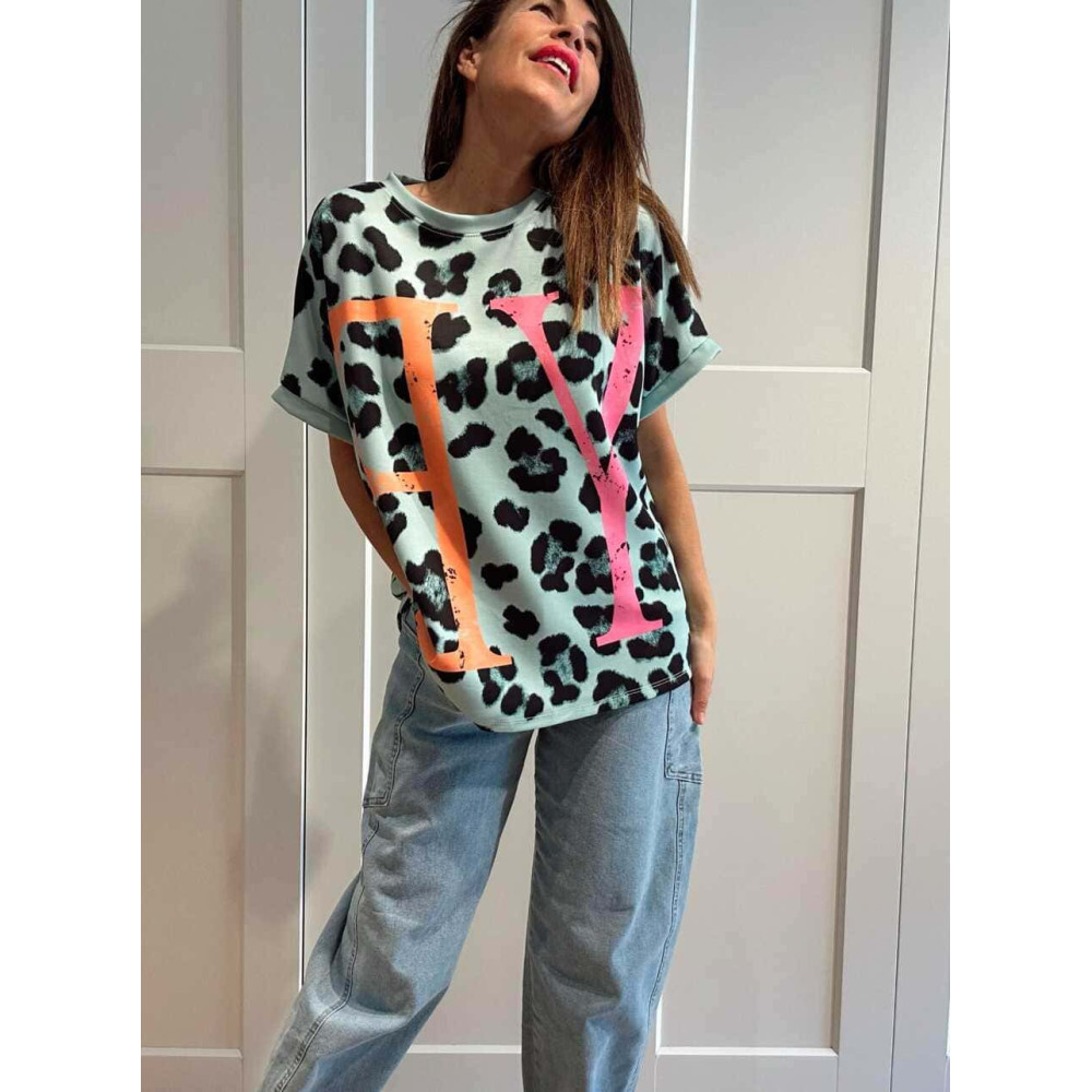 Camiseta Oversize Animal Print YEAH Aguamarina HEVE