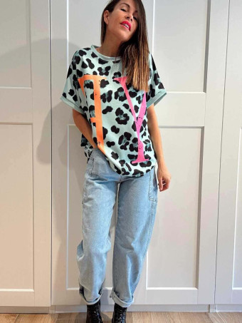 Camiseta Oversize Animal Print YEAH Aguamarina HEVE