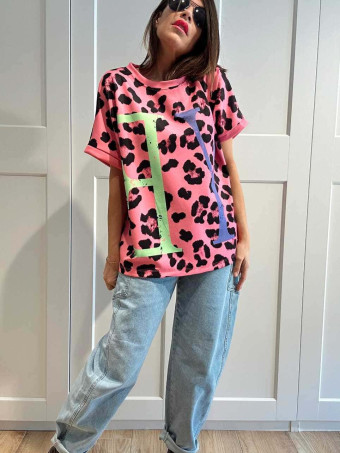 Camiseta Oversize Animal Print YEAH Rosa HEVE