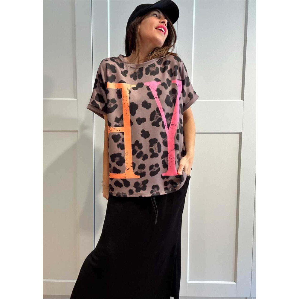 Camiseta Oversize Animal Print YEAH Taupe HEVE