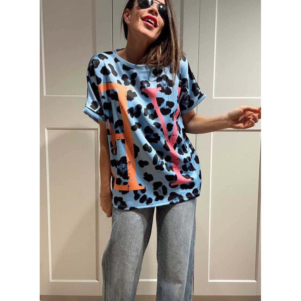 Camiseta Oversize Animal Print YEAH Azul HEVE
