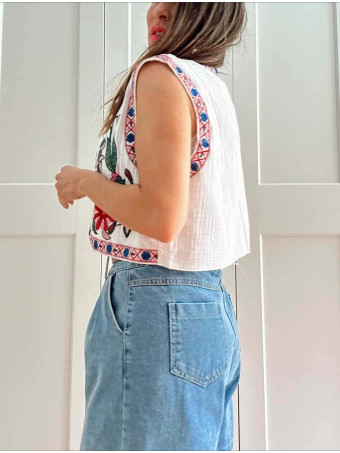 Chaleco Corto Bordado KELUNE 01 HEVE