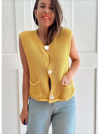 Chaleco Punto Botones OPELIKA Mostaza HEVE