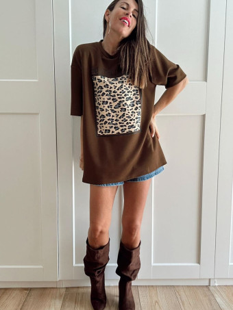 Camiseta Soft Touch Print Block NEW ATTITUDE Marrón HEVE