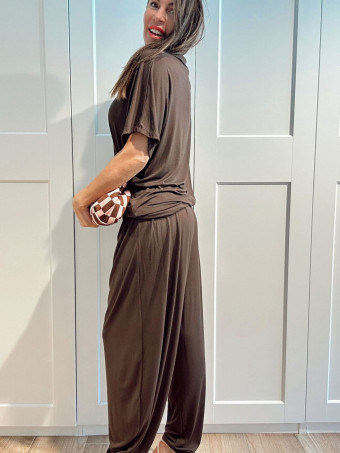 Conjunto Camiseta y Pantalón GREYZA Marrón HEVE