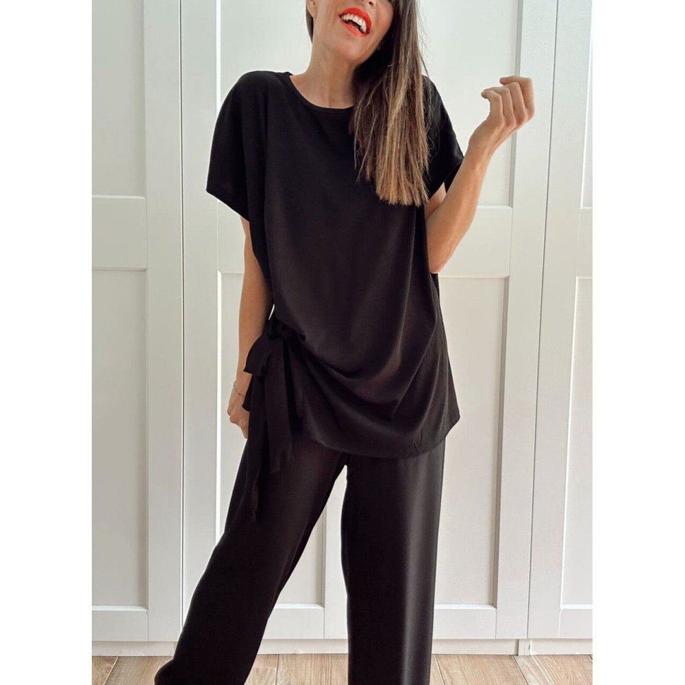 Conjunto Camiseta y Pantalón MELORINE Negro HEVE