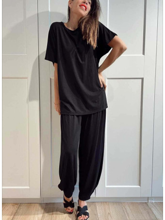 Conjunto Camiseta y Pantalón GREYZA Negro HEVE