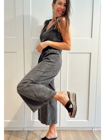 Mono Cropped con Cinturón KYLKYCE Negro HEVE
