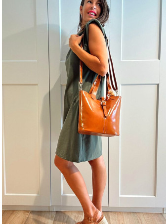 Vestido Corto Hombreras SHATTOU Verde Militar HEVE