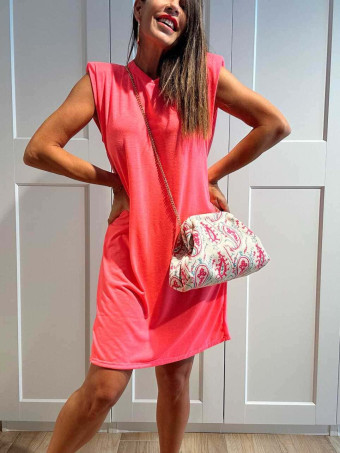 Vestido Corto Hombreras SHATTOU Rosa Flúor HEVE