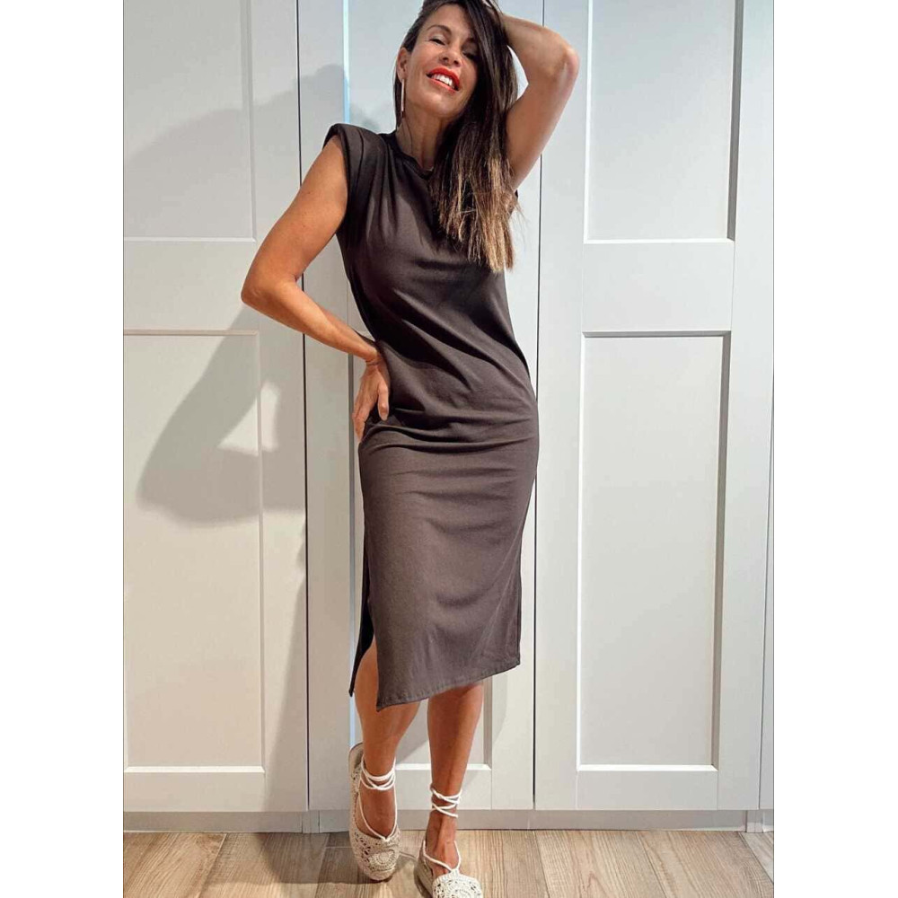 Vestido Básico Hombreras BAMBE Marrón HEVE