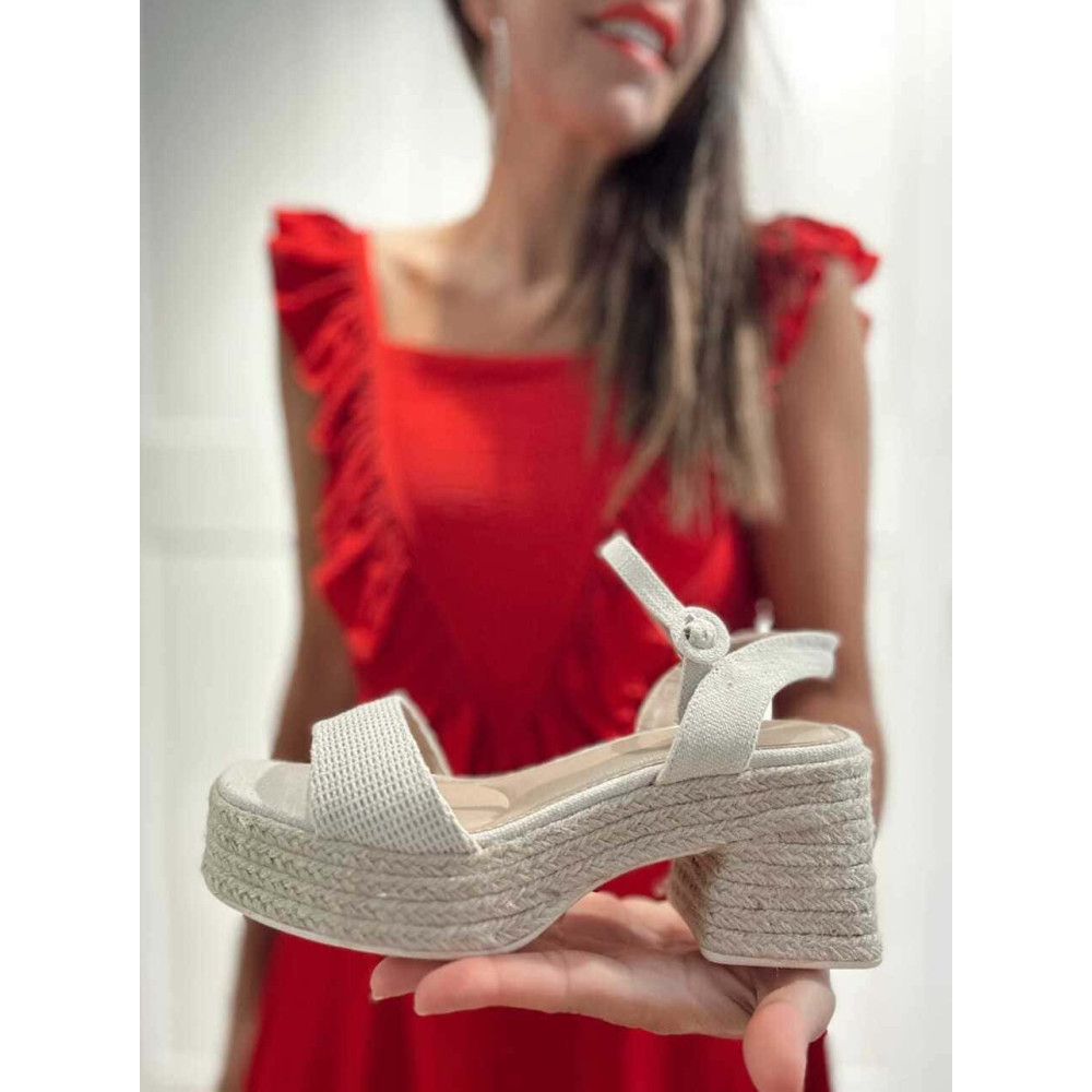 Sandalia Rústica con Plataforma BIRKITTA Beige HEVE