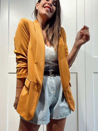 Blazer Frunces BIANCA Mostaza HEVE