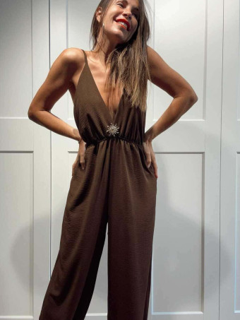 Mono Jogger con Broche NAIROME Marrón HEVE