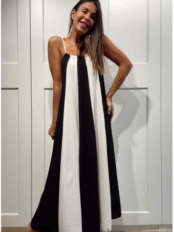 Vestido Rayas con Vuelo MALENA Negro HEVE