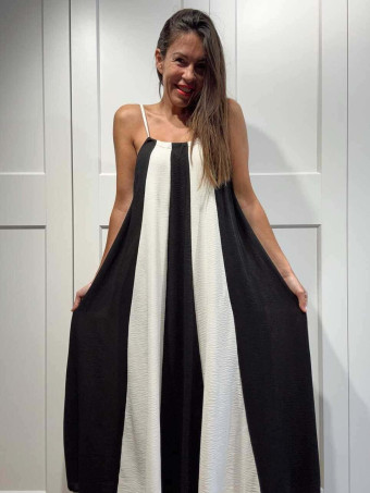 Vestido Rayas con Vuelo MALENA Negro HEVE