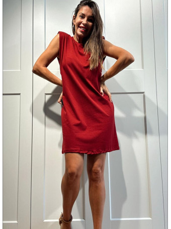 Vestido Corto Hombreras SHATTOU Burdeos HEVE