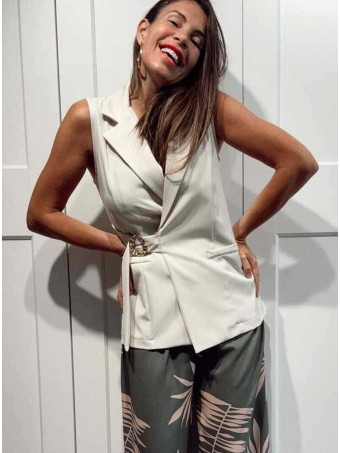 Chaleco Cruzado Hebilla MALLICOT Beige HEVE