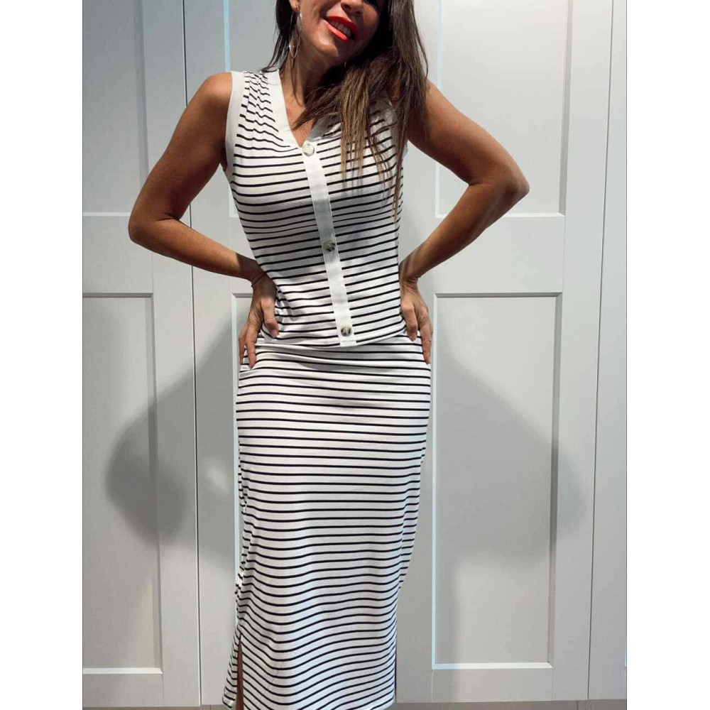 Conjunto Rayas Cuerpo y Falda SHAELLE Negro HEVE