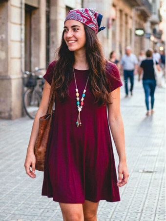 Vestido Evasé con Collar FOYLE Burdeos HEVE