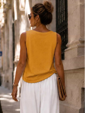 Camiseta Tachas DAGHERA Mostaza HEVE