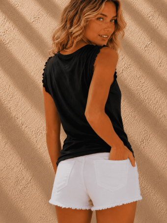 Camiseta Tachas Estrella NIKARA Negro HEVE