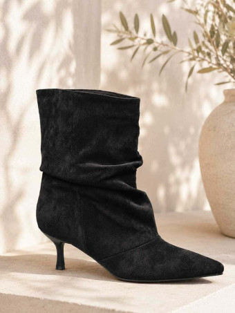 Botín Slouchy Tacón Kitten SHARMA Negro HEVE