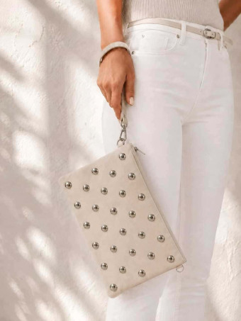 Bolso Efecto Ante Tachas SIDNEY Beige HEVE