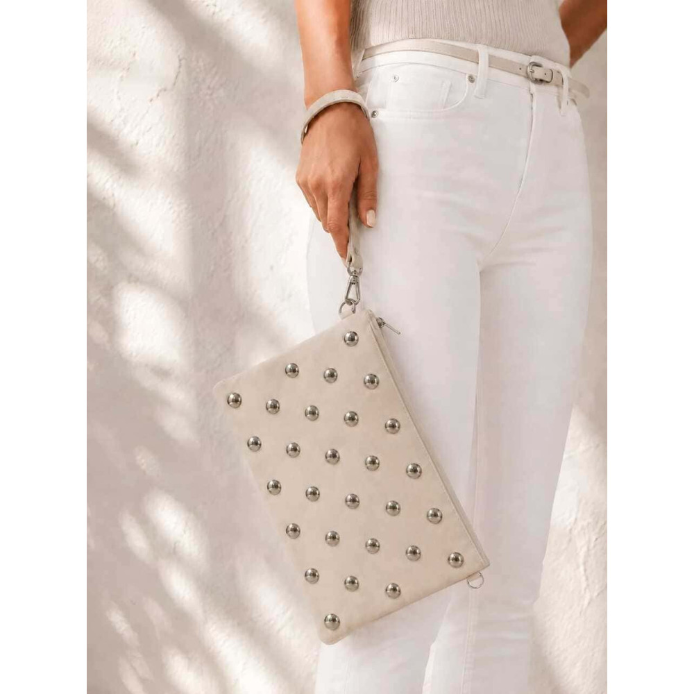 Bolso Efecto Ante Tachas SIDNEY Beige HEVE