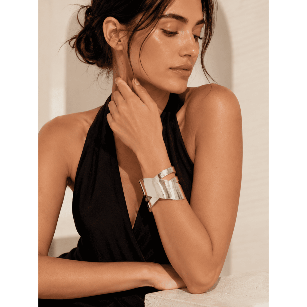 Brazalete Metal Cruzado SHAYNE Plata HEVE